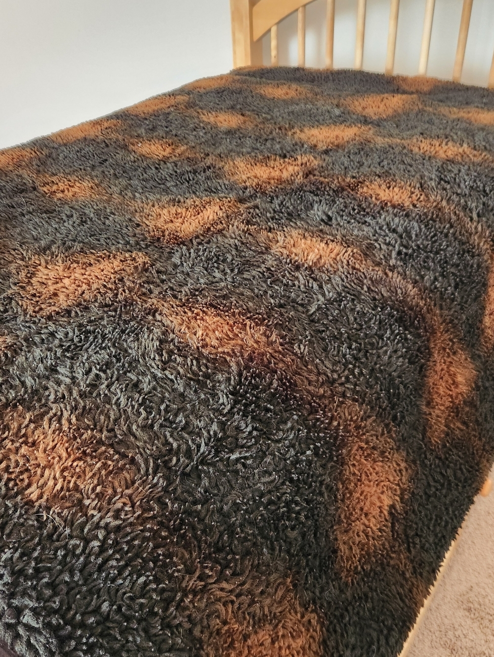 POTTERY BARN Fleece Blanket Throw Black Reversible Ombre Faux Fur Cozy 50 x 60 - Picture 11 of 11